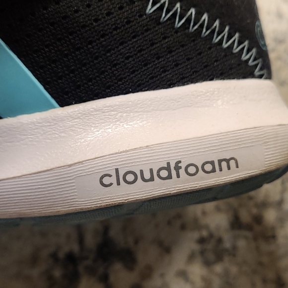 Teal & black adidas cloudfoam sneakers - Picture 7 of 11